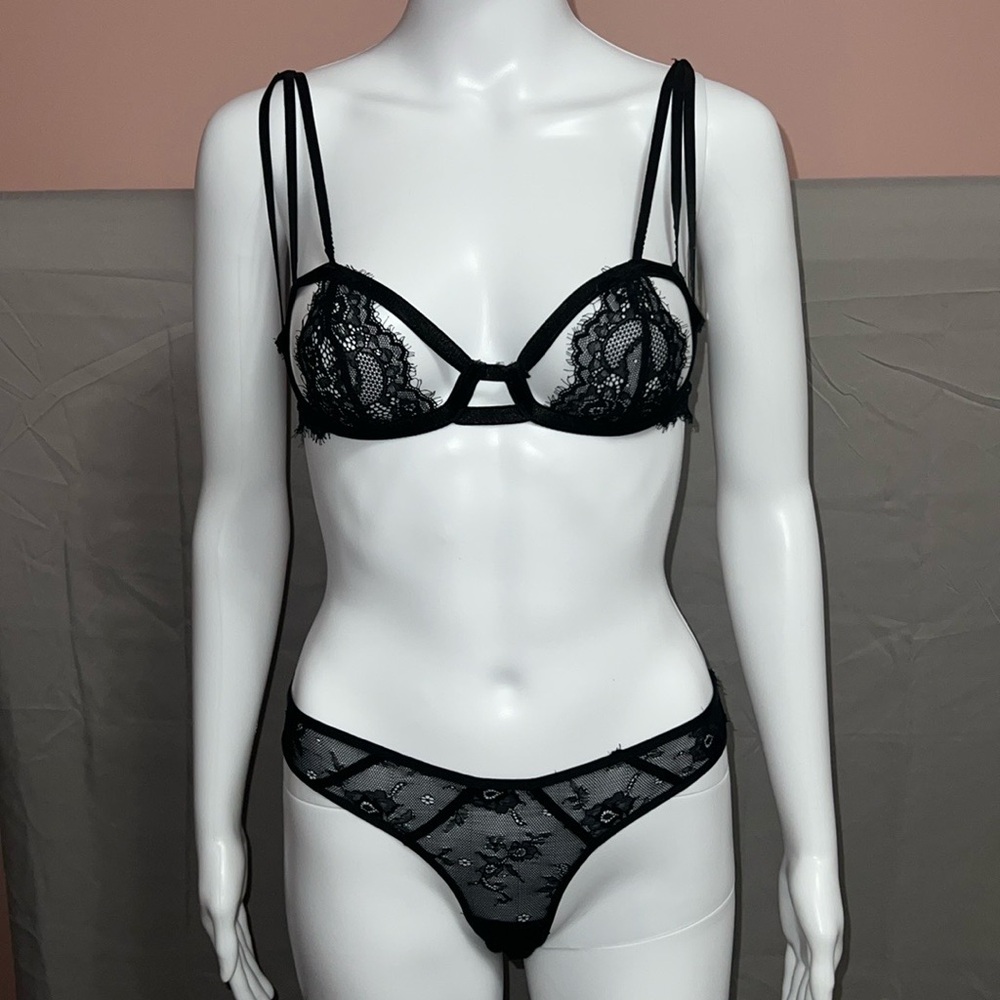 Black Lace Bra and Thong Lingerie Set